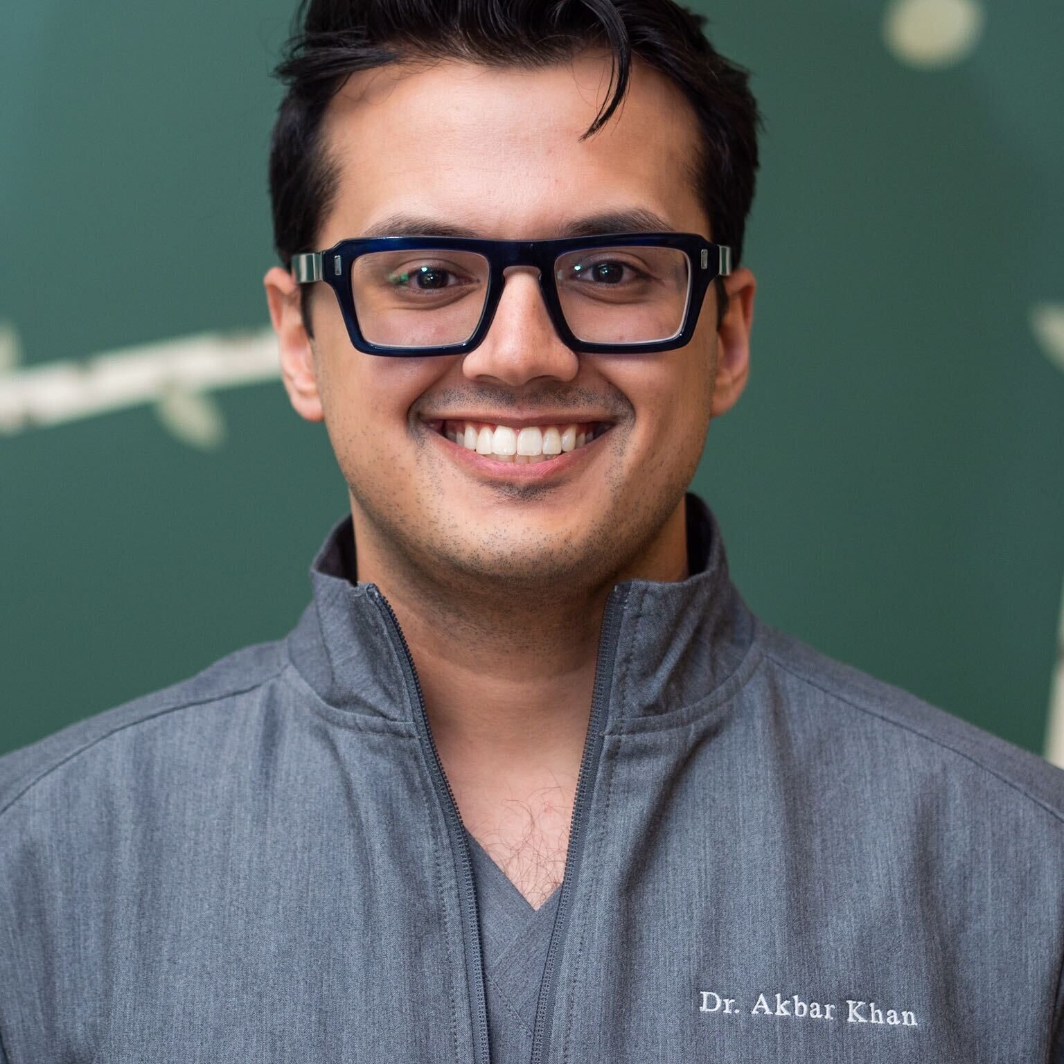 Akbar Khan - Headshot (1)